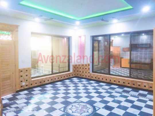 10 Marla House for Sale in Hayatabad Phase 6 Peshawar