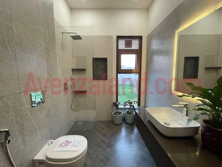 01 Kanal House for Sale phase 08 DHA Karachi
