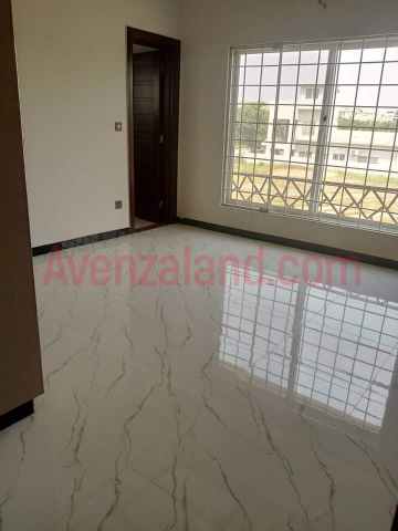10 Marla House for Sale phase 08 Bahria Town Rawalpindi