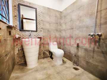 08 Marla House for Sale Bahria Town Lahore