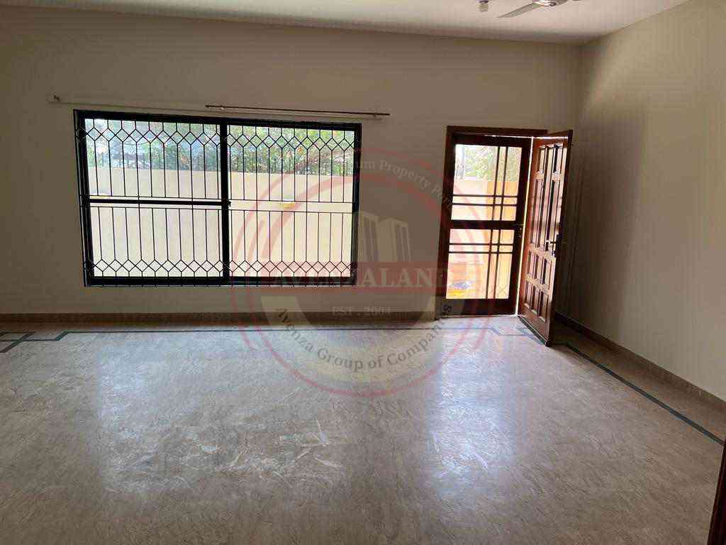  15 Marla House for rent Lower portion DHA Phase 6 Karachi