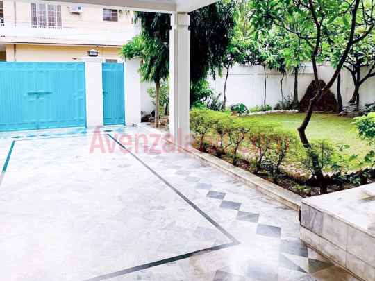 1 Kanal  House for Sale in Hayatabad Phase 2 Peshawar