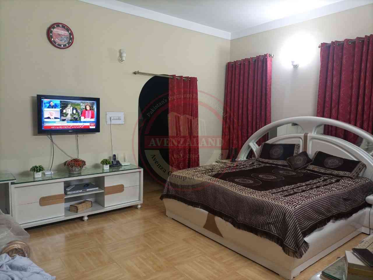 1 Kanal House Available For Sale In Royal Orchard Multan.