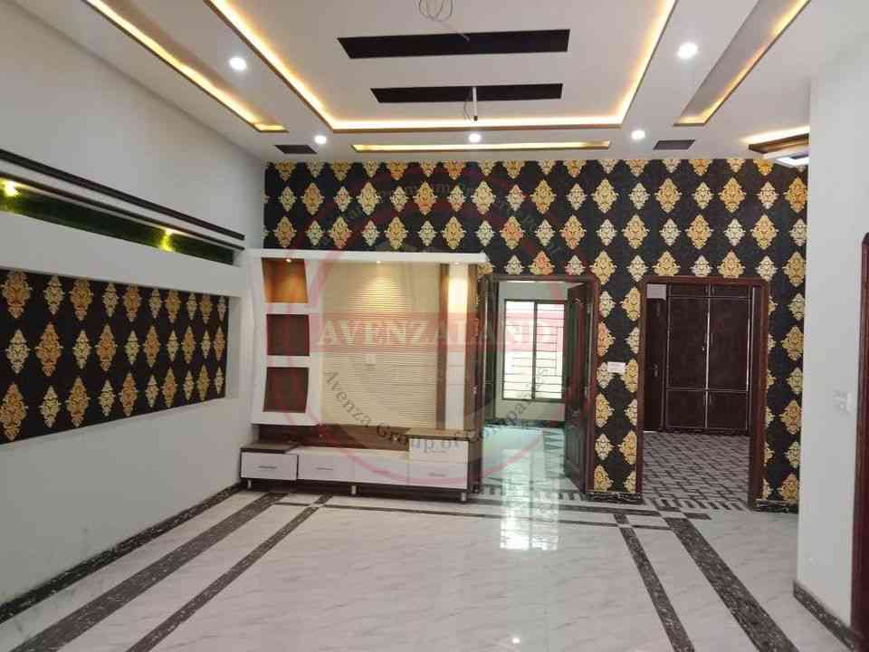 9 Marla House Available For Sale Zakariya Town  Multan.
