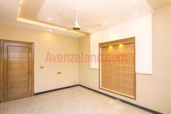 10 Marla House For Sale