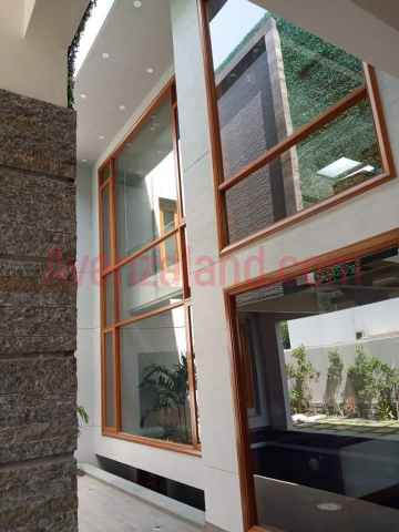 02 Kanal House for Sale DHA KARACHI