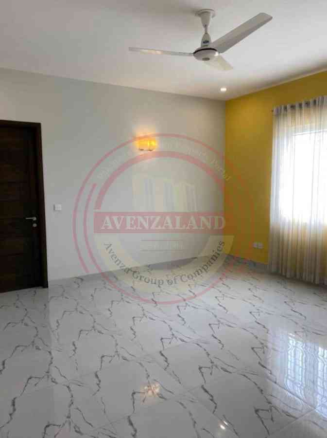 15 Marla House for rent Upper portion DHA Phase 8 Karachi