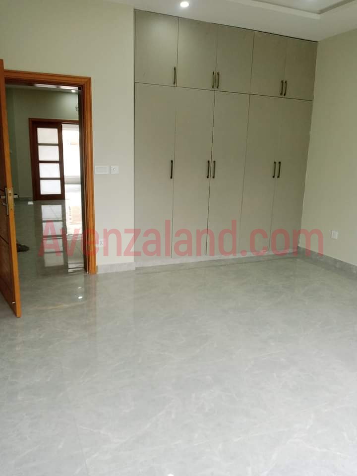 10 Marla House for sale phase 08 Bahria Town Rawalpindi