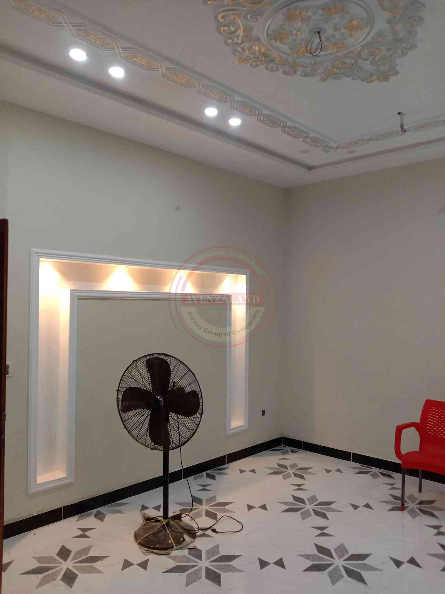 6.5 Marla House For Sale in Shalimar Colony Multan.