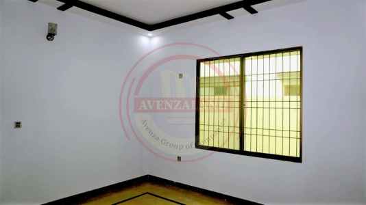 400 Sqyd House for Sale in Saadi Town Kharachi