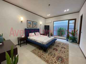01 Kanal House for Sale phase 08 DHA Karachi