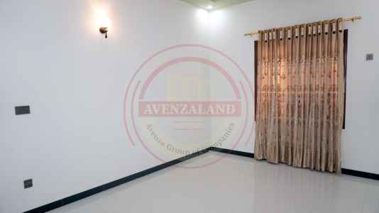 400 Sqyd House for Sale in Saadi Town Kharachi