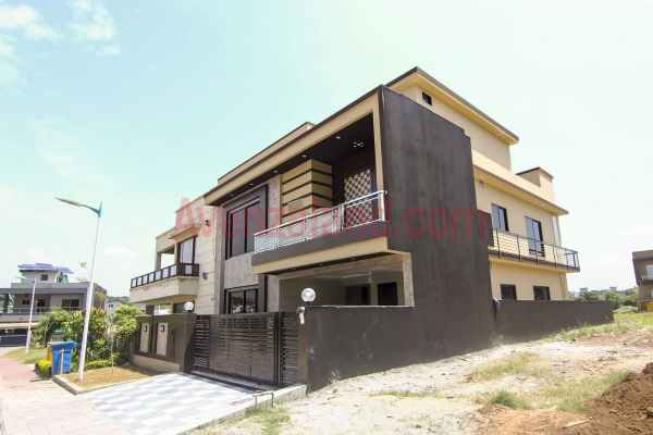 10 Marla House For Sale