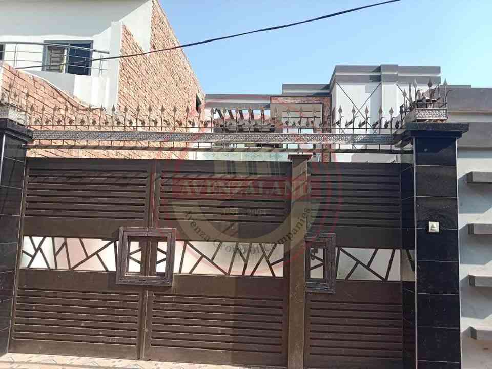 9 Marla House Available For Sale Zakariya Town  Multan.