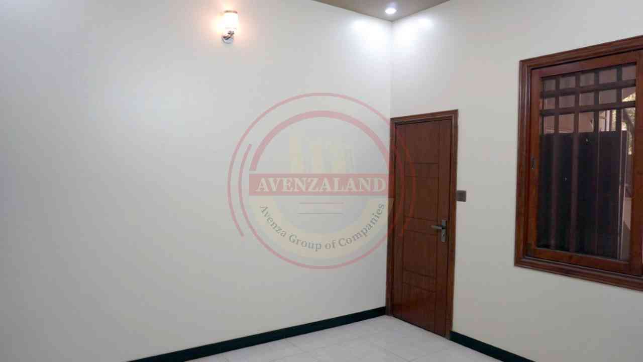12 Marla House for sale Garden City Block B Karachi