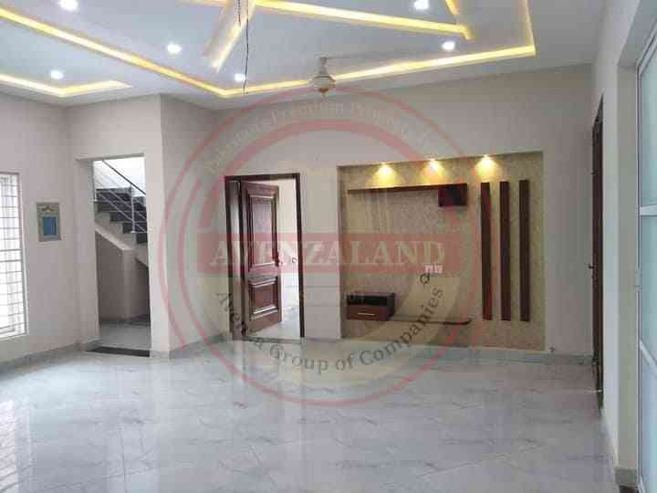 10 Marla House For Sale In Model Town, Multan.