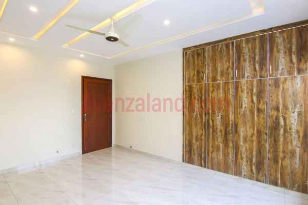 10 Marla House For Sale