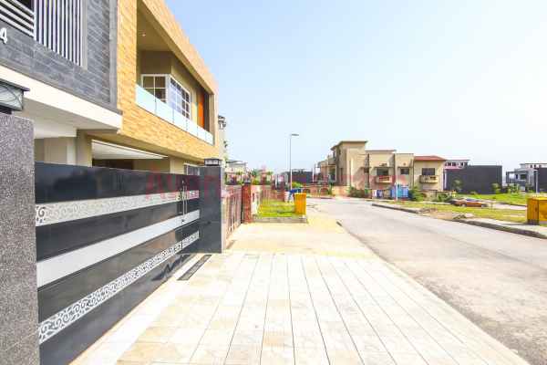 10 Marla House for Sale In Bahria Town Phase 8, Rawalpindi